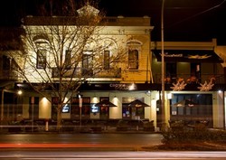 Crown and Sceptre Hotel - South Australia Travel